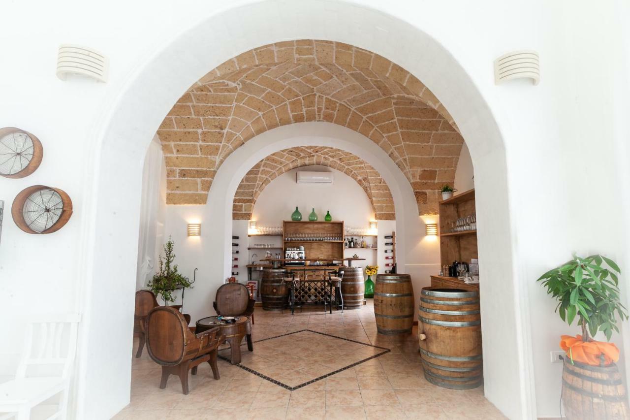 Вилла Masseria Ogliarola Squinzano Экстерьер фото